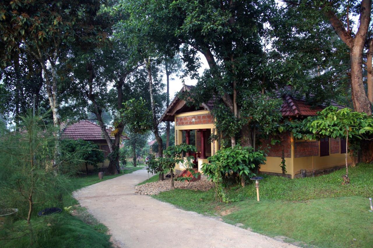 Agraharam Resorts Thirunelly Екстериор снимка